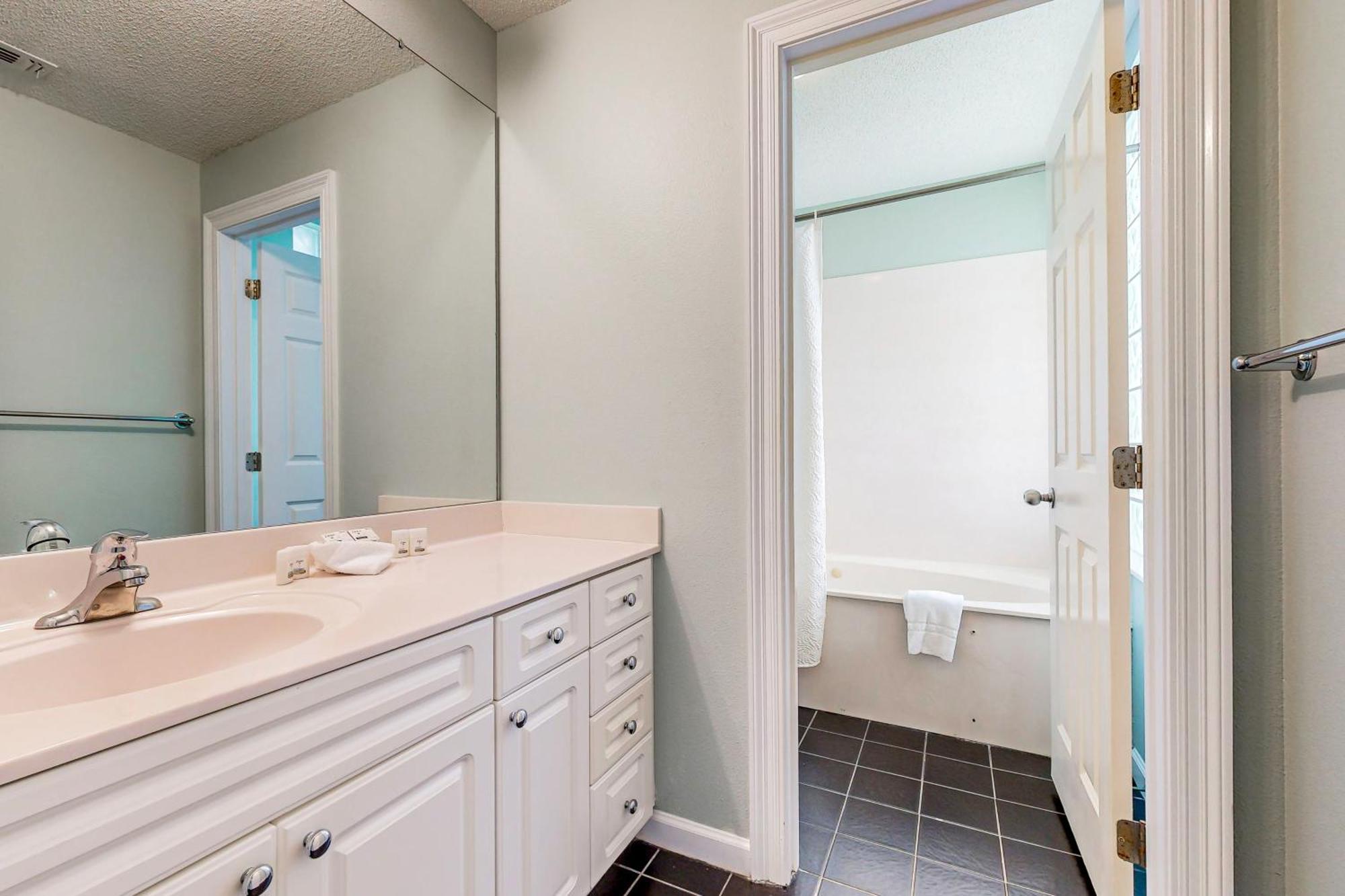 Pearl Condos ナバー 部屋 写真