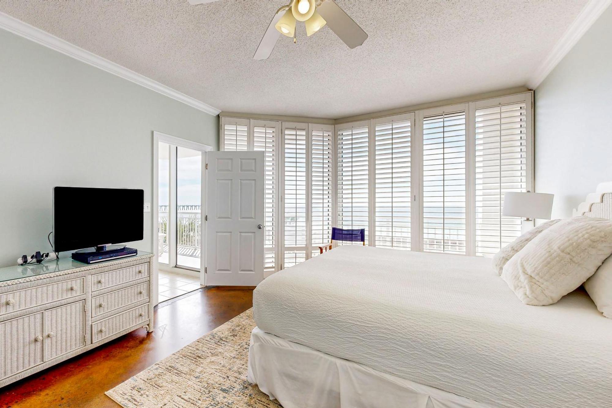 Pearl Condos ナバー 部屋 写真